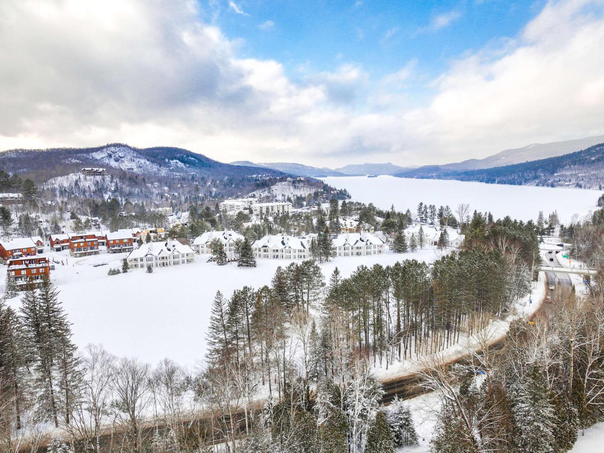 Hilton Grand Vacations Club Tremblant Canada Mont-Tremblant Esterno foto